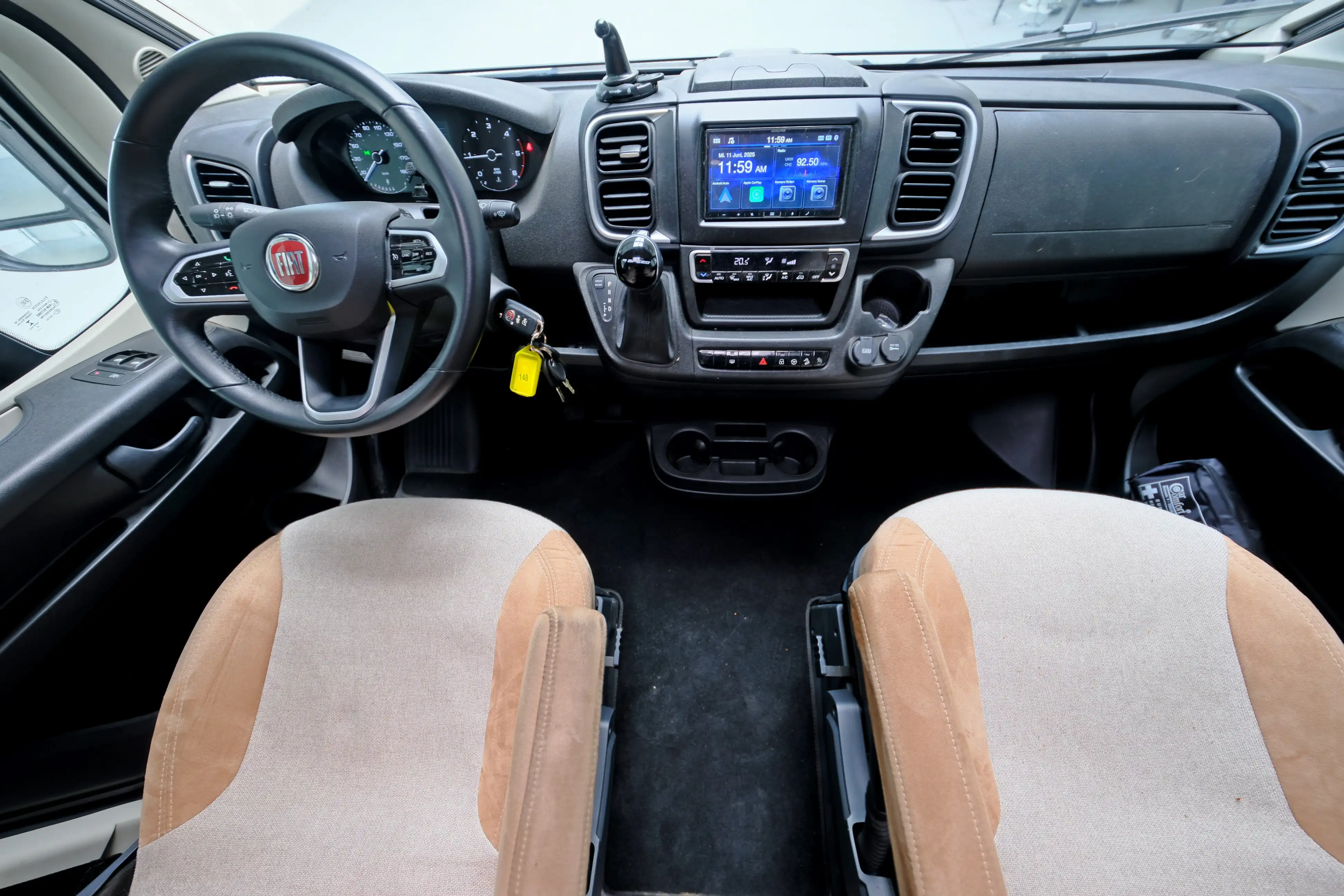 LMC Cruiser T 732 G